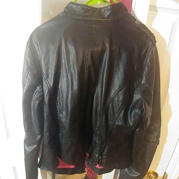 Jacket - Picture 4 of 4